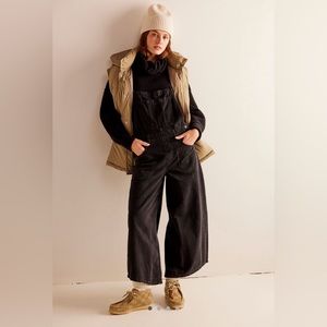We The Free Canyonland Overalls in black